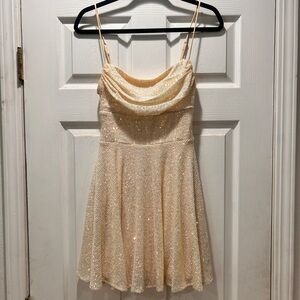 WINDSOR homecoming dress size M